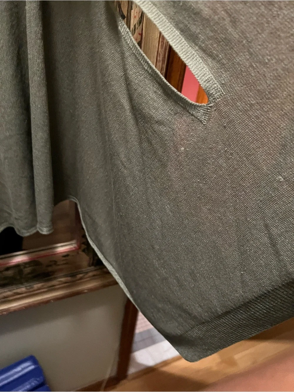 Talbots Olive Green Lightweight Knit Ruana / Travel Wrap